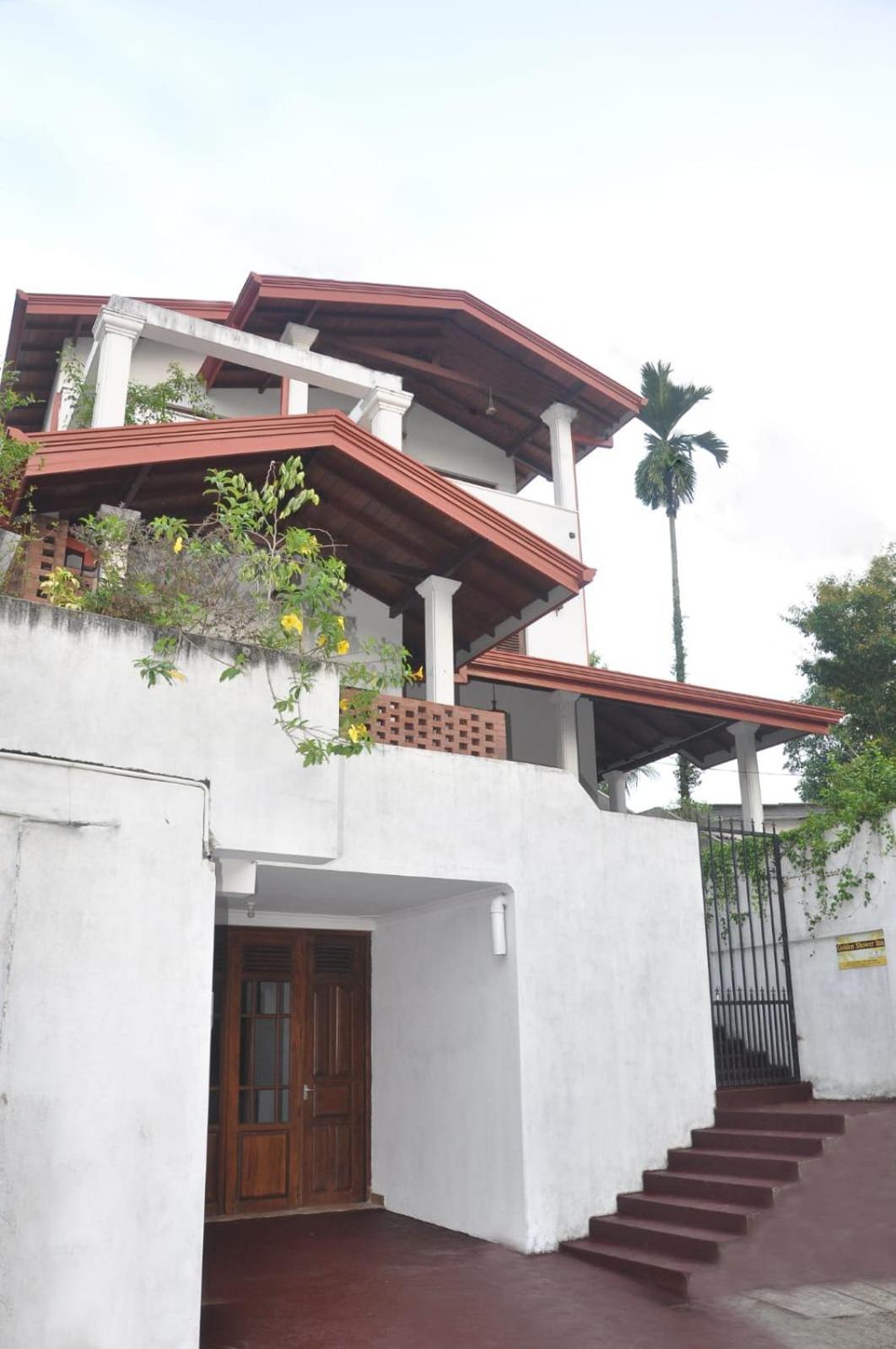 Golden Shower Inn Kandy Exterior foto
